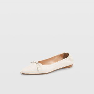 Club Monaco peechie flat, ivory color, made in Italy, size EUR 37/US 7